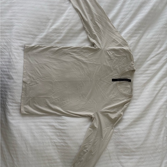 lululemon athletica Men's Long Sleeve Shirt in Cream - Picture 4 of 5